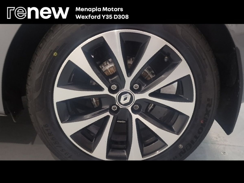 2023 Renault Clio TCe 90 DFull Evolution €15,595