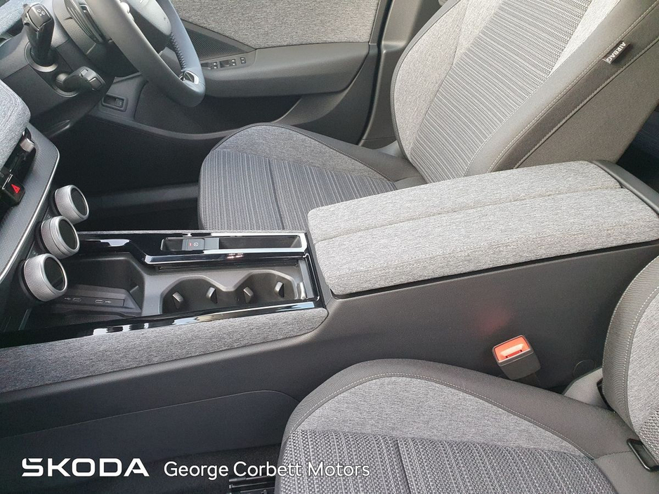 2026 Skoda Superb - image 13