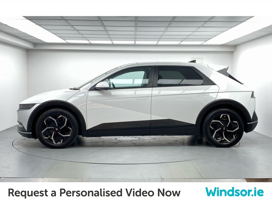 2023 Hyundai Ioniq - image 5