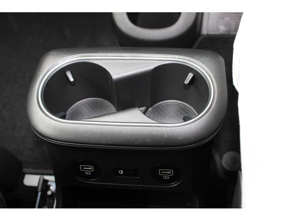 2025 Hyundai Ioniq 5 - image 20