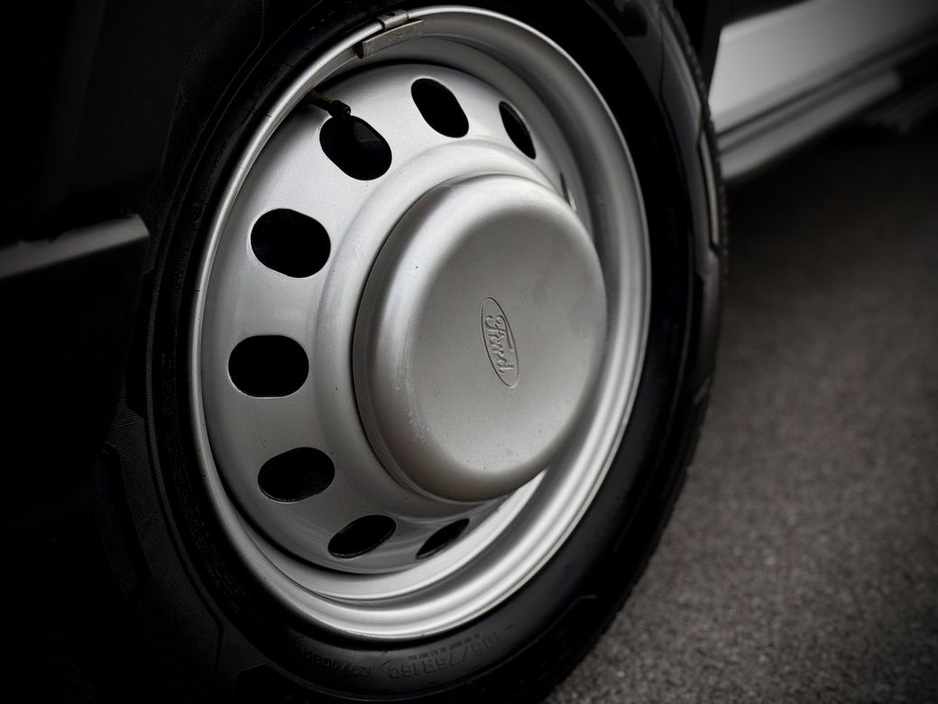 2023 Ford Transit - image 26