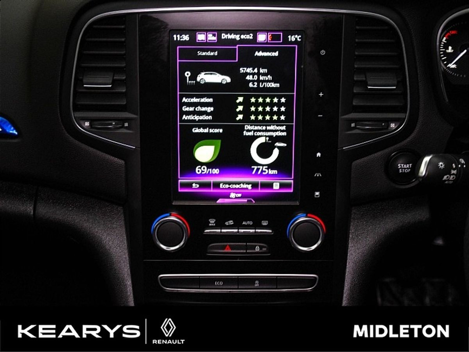 2020 Renault Megane - image 27