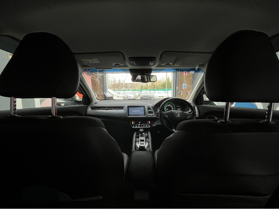 2017 Honda Vezel - image 15