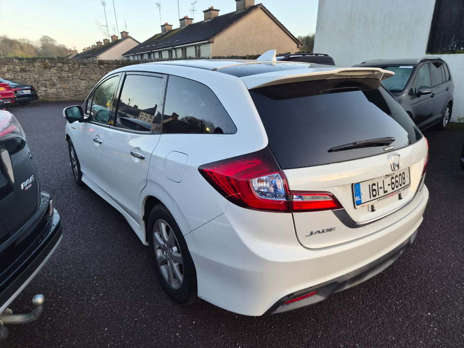 2016 Honda Jade - image 4