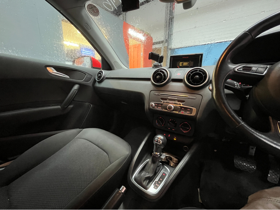 2016 Audi A1 Sportback €15950 2016 AUDI A1 SPORTBACK TFSI 1.0 AUTOMATIC / PARKING AID / ROOF BARS AND MORE €15,950