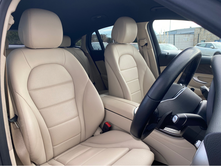 2020 Mercedes-Benz GLC Class - image 5