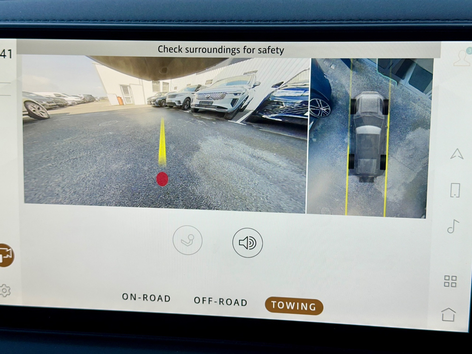 2025 Land Rover Defender - image 28