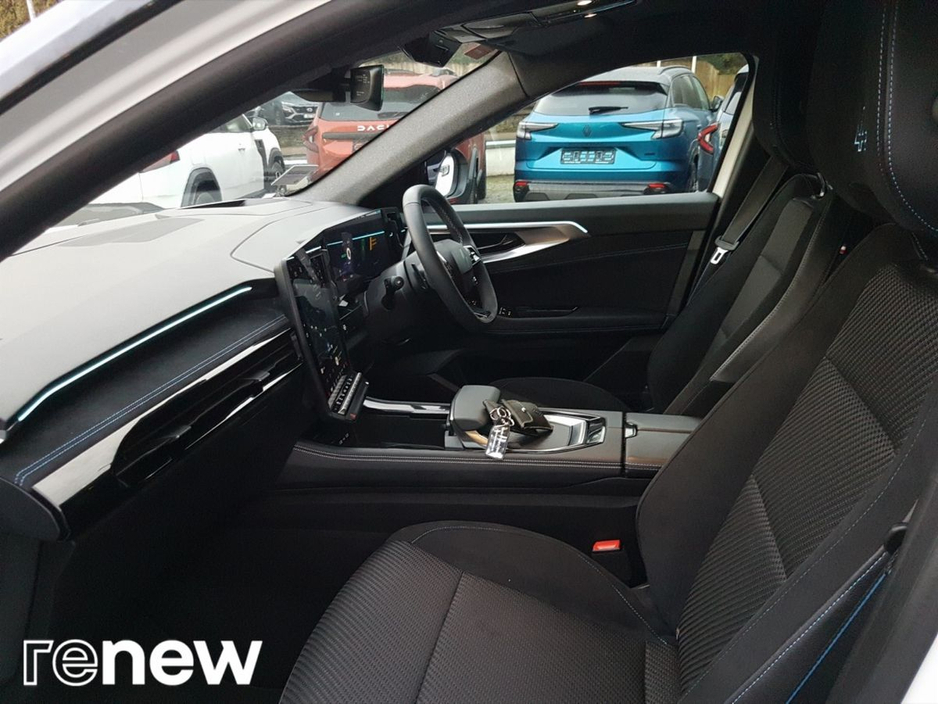 2025 Renault Austral - image 5