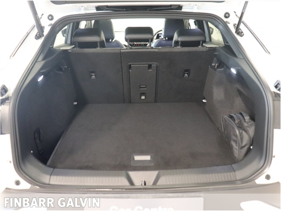 2023 Volkswagen ID.5 - image 15