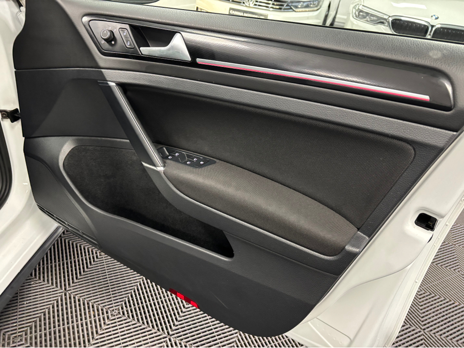 2014 Volkswagen Golf *VOLKSWAGEN GOLF GTI* *DSG* *KEYLESS ENTRY* *LOW MILEAGE* *PARKING SENSORS* *BT AUDIO* *2.0 PETROL* *TRADE INS WELCOME* €18,950