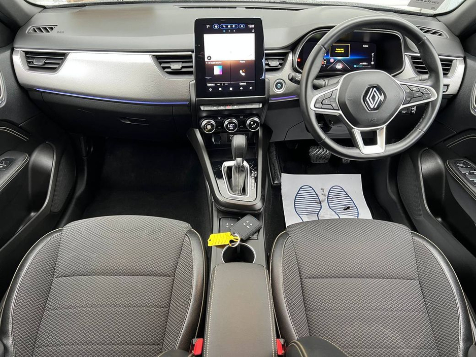 2024 Renault Arkana TECHNO E-TECH 1.6 HYBRID // VERY LOW MILEAGE // REVERSE CAMERA // AMBIENT LIGHTING €23,900
