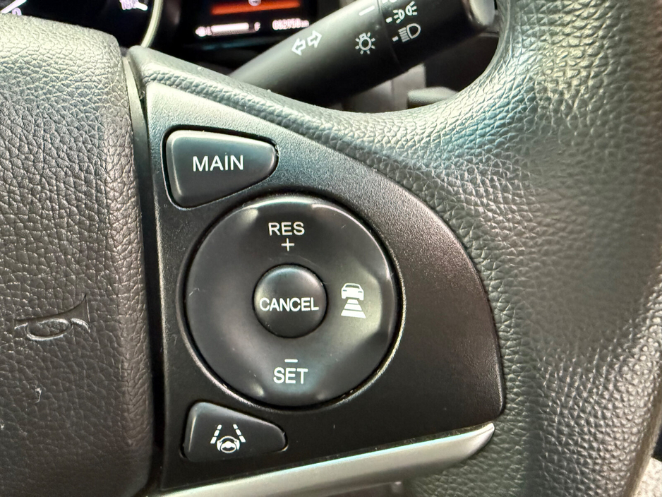 2018 Honda Fit - image 13