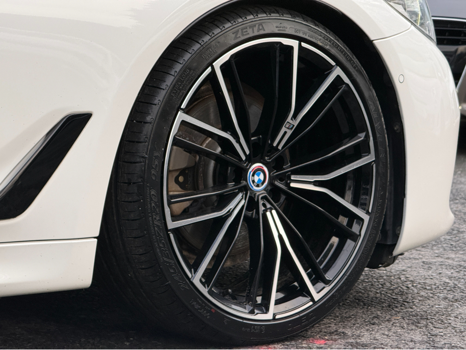 2017 BMW 5 Series M-SPORTS SUNROOF HUGE SPEC // STUNNING CAR €26,950