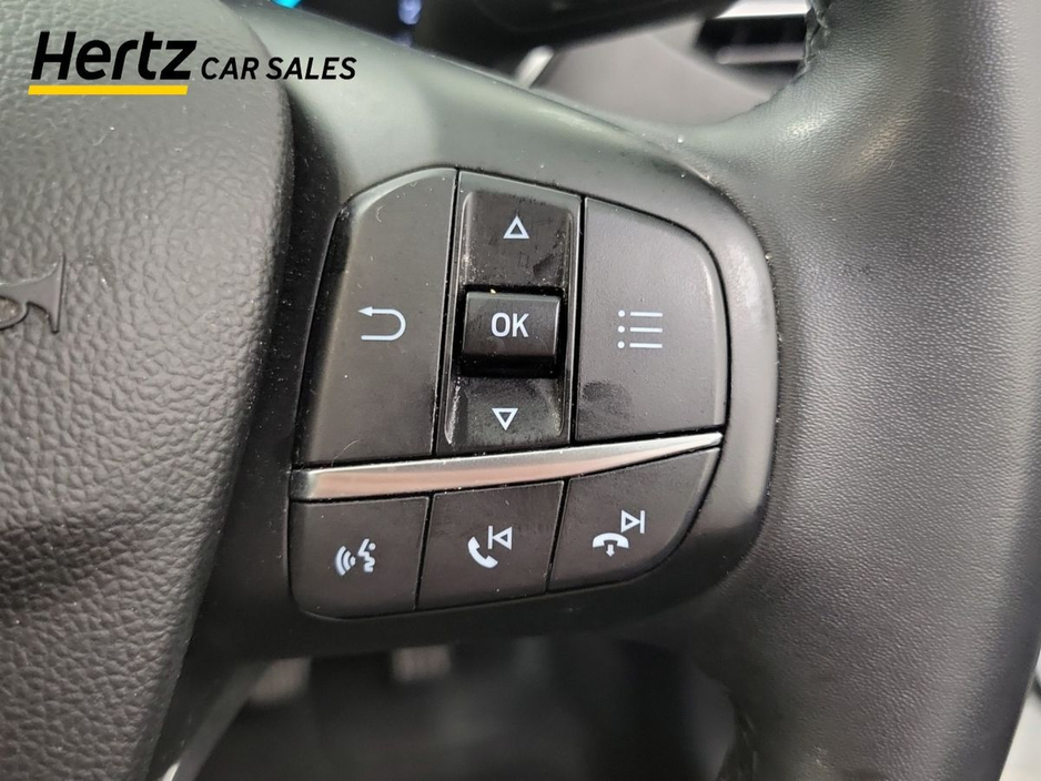 2023 Ford Focus - image 24