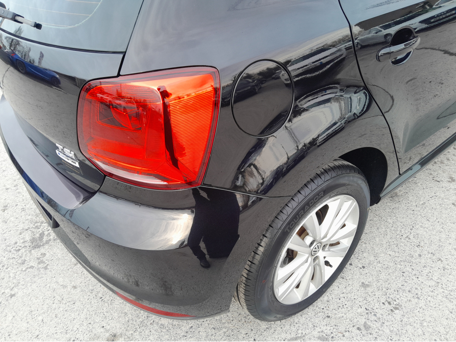 2016 Volkswagen Polo - image 11