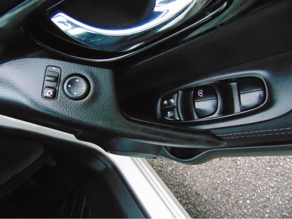 2016 Nissan Qashqai - image 21