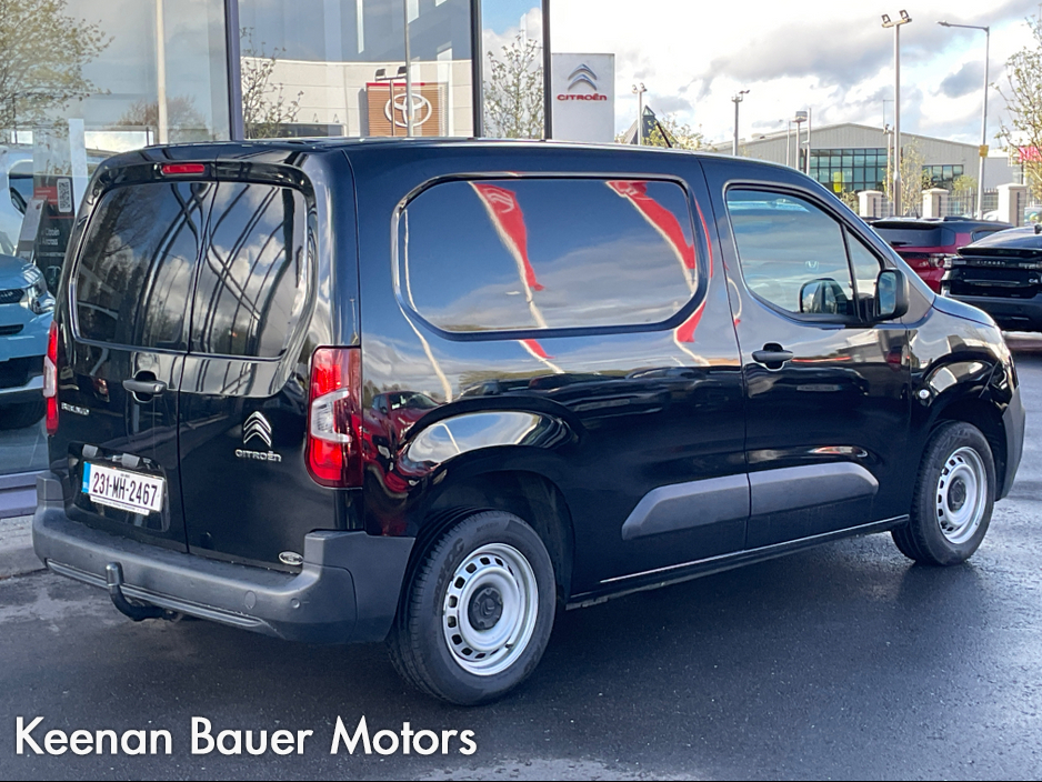 2023 Citroen Berlingo - image 2