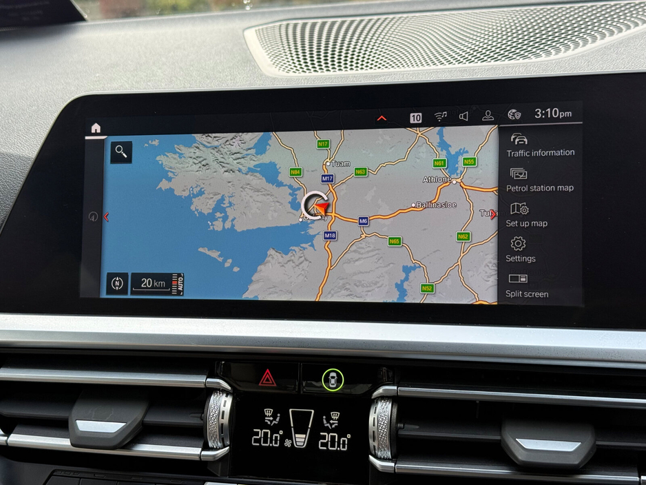 2022 BMW 3 Series - image 17