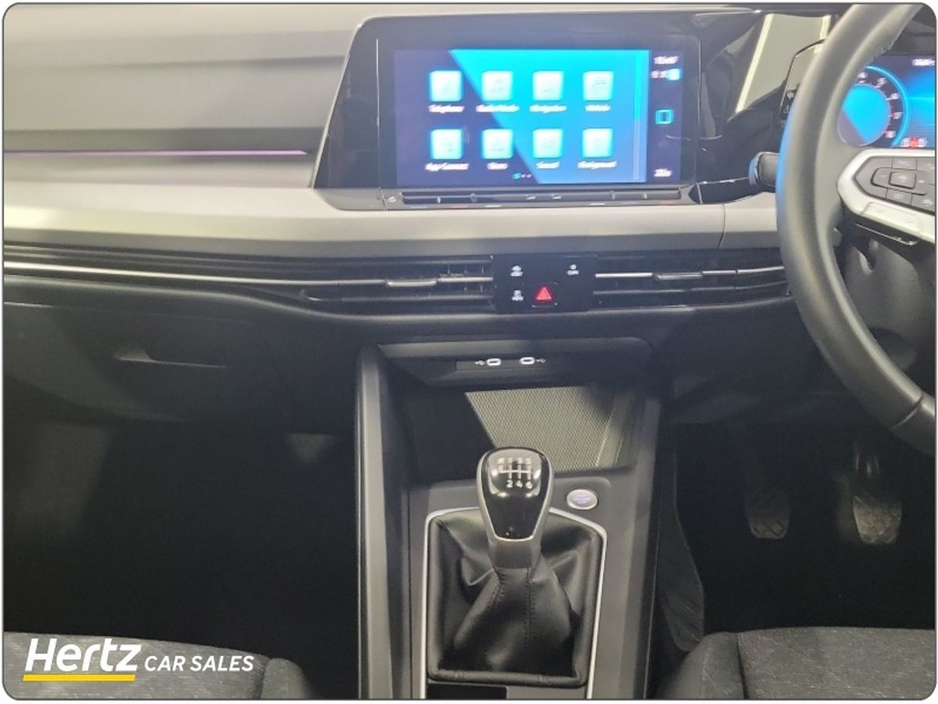 2024 Volkswagen Golf LIFE 110HP TSI Petrol Manual €25,495