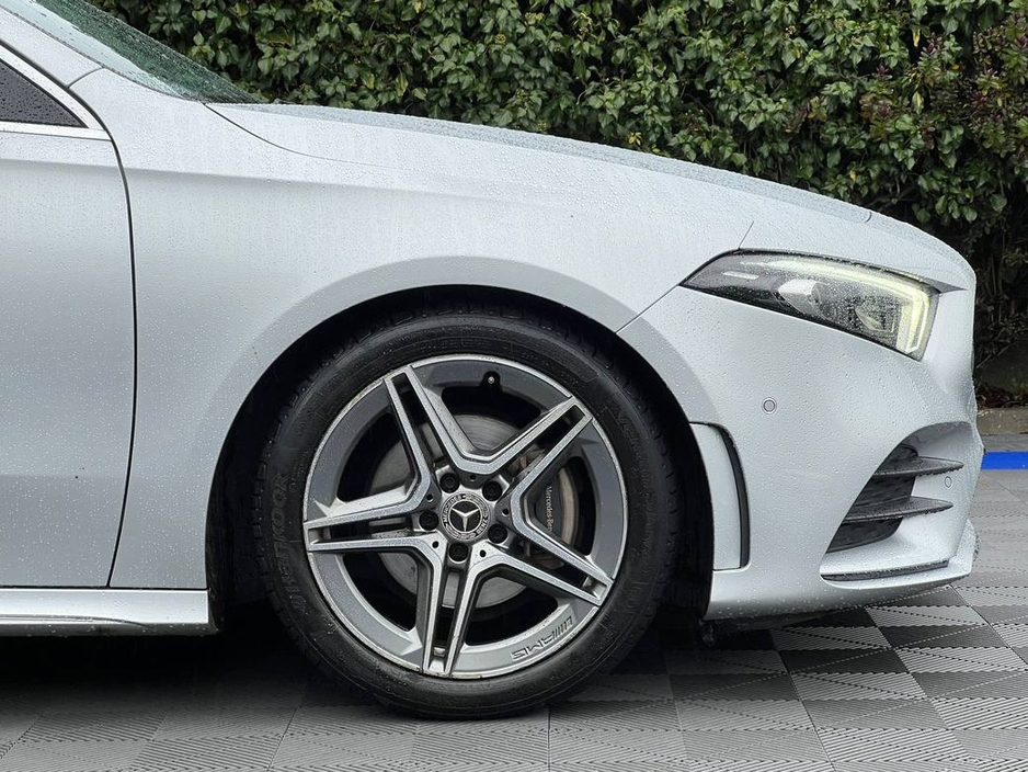 2019 Mercedes-Benz A Class A180 AMG-LINE PREMIUM PLUS 1.3 // VIRTUAL COCKPIT // AMG-LINE HEATED SPORT SEATS // 18" DIAMOND CUT ALLOYS €25,950
