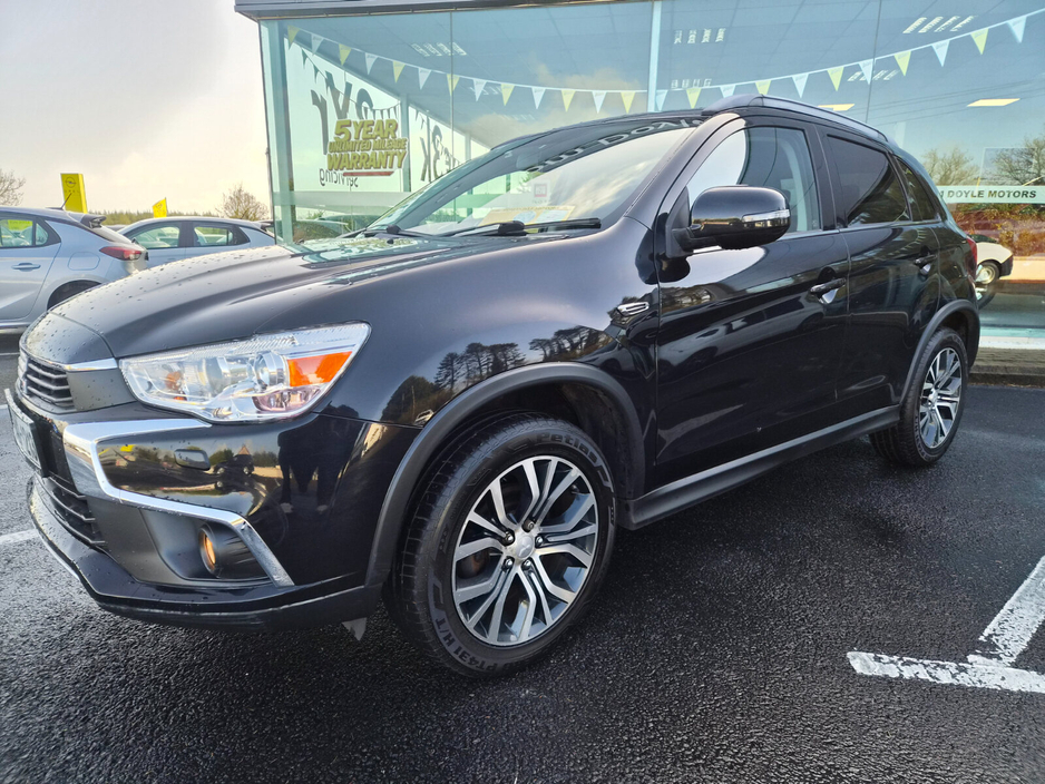 2017 Mitsubishi ASX - image 6