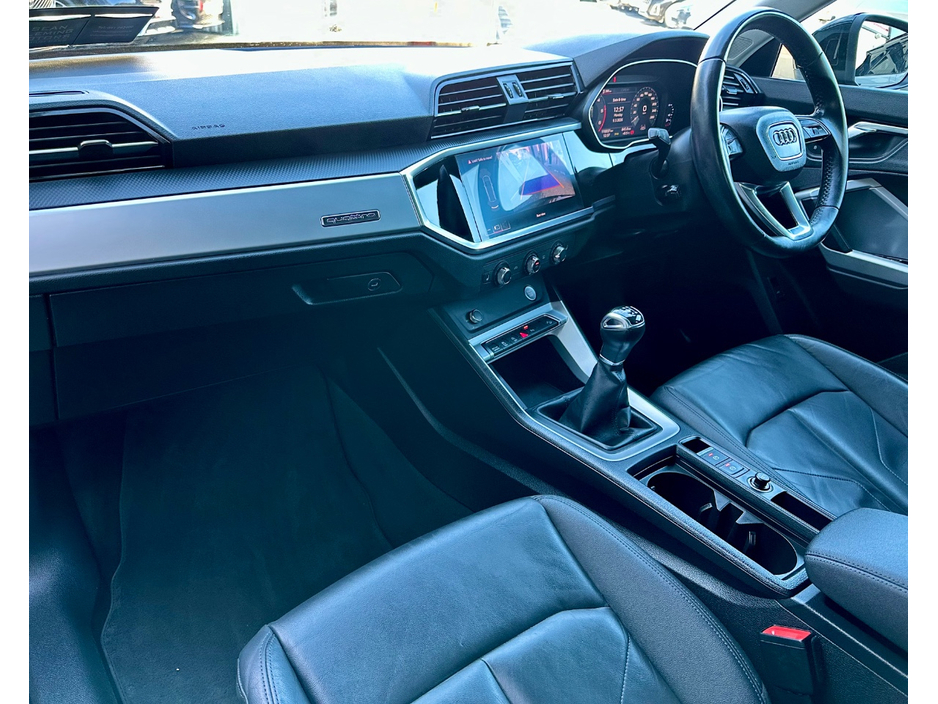 2019 Audi Q3 - image 6