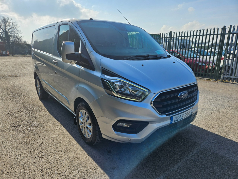 2019 Ford Transit - image 2