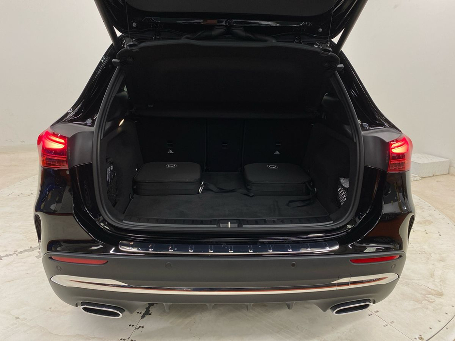 2025 Mercedes-Benz GLA Class - image 19
