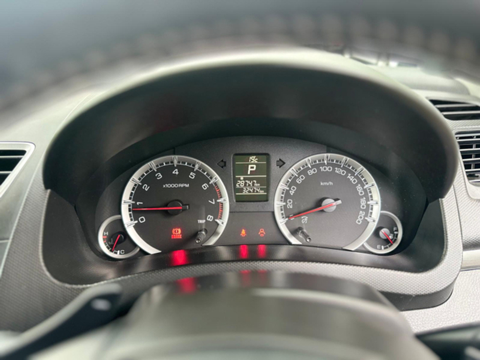 2016 Suzuki Swift - image 18