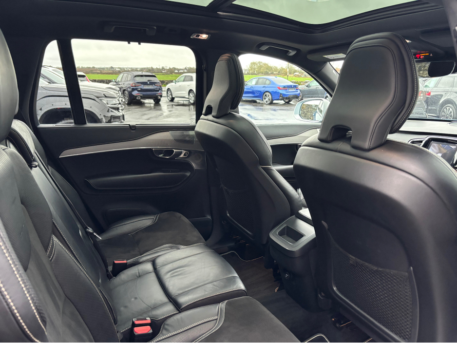 2019 Volvo XC90 - image 13