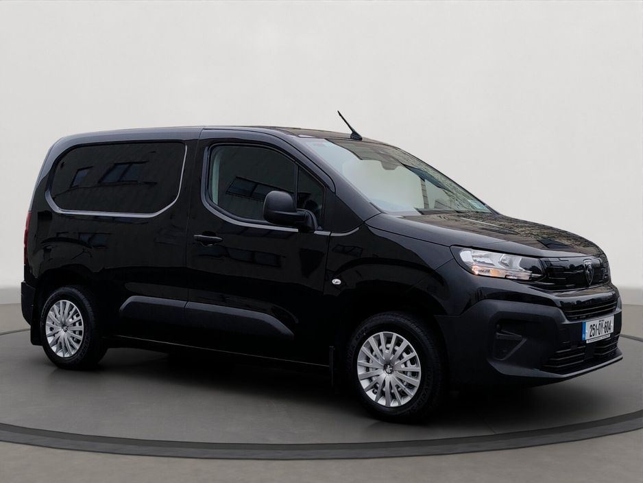 2025 Peugeot Partner - image 9