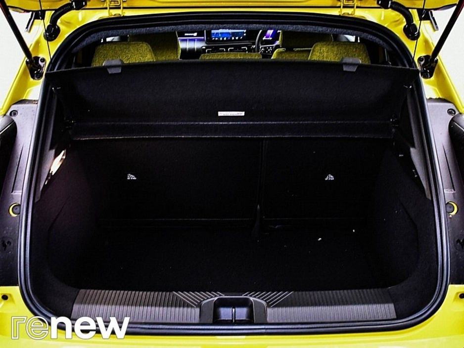 2025 Renault 5 EV40 150hp Iconic €31,890