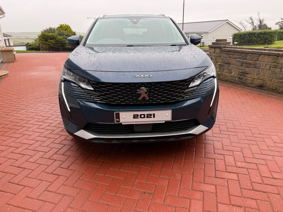 2021 Peugeot 3008 - image 5