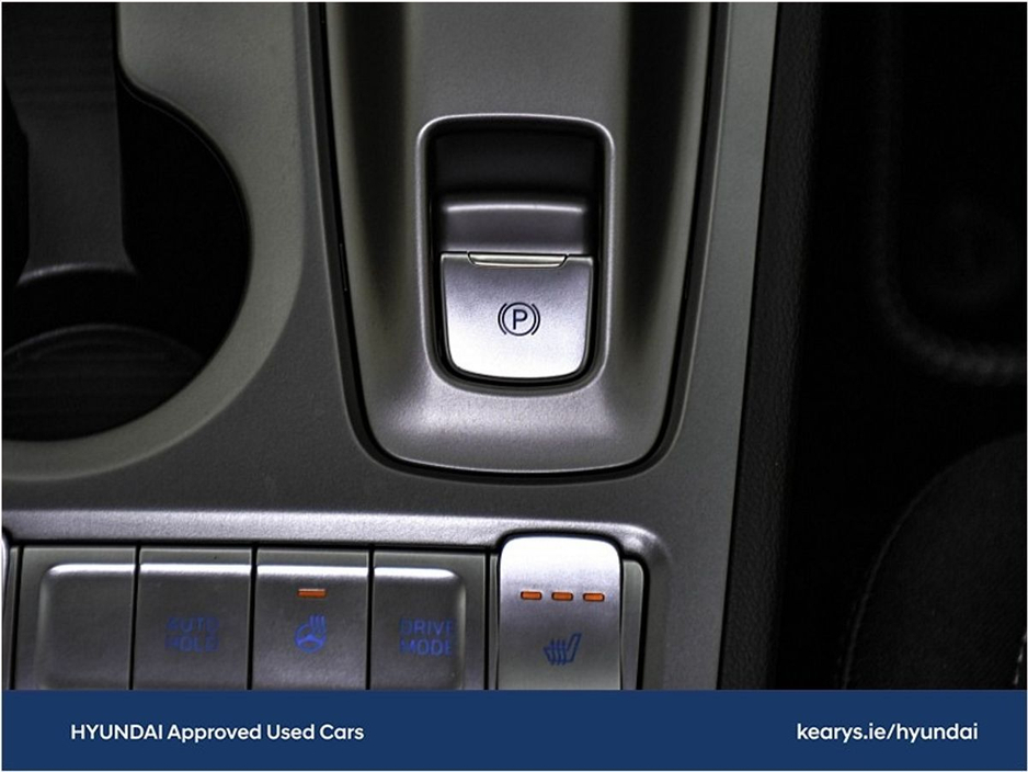 2023 Hyundai Kona EV Executive 39 kWh €21,990