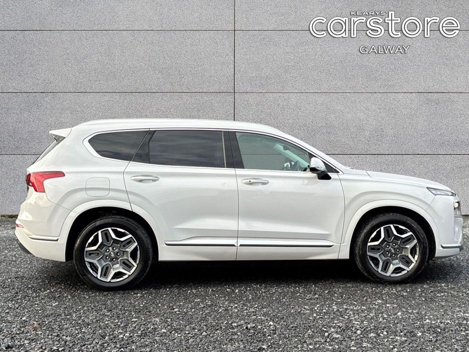 2023 Hyundai Santa Fe - image 2