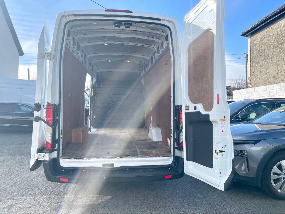 2023 Ford Transit - image 20