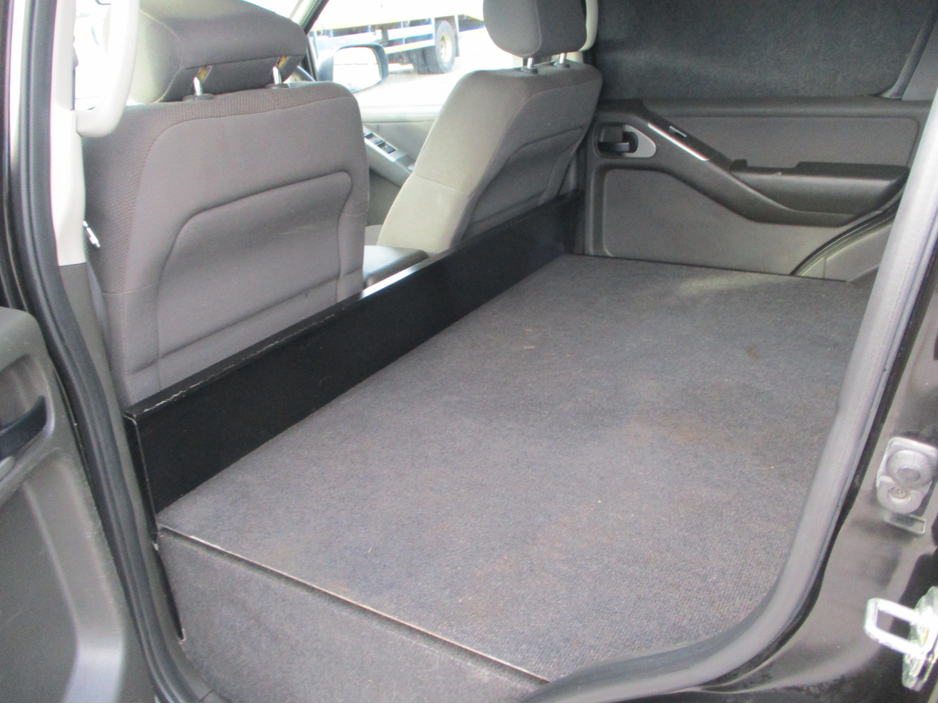 2011 Nissan Pathfinder 2.5 DCI XE 2 SEAT COMM €8,995