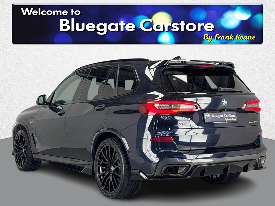 2023 BMW X5 - image 8