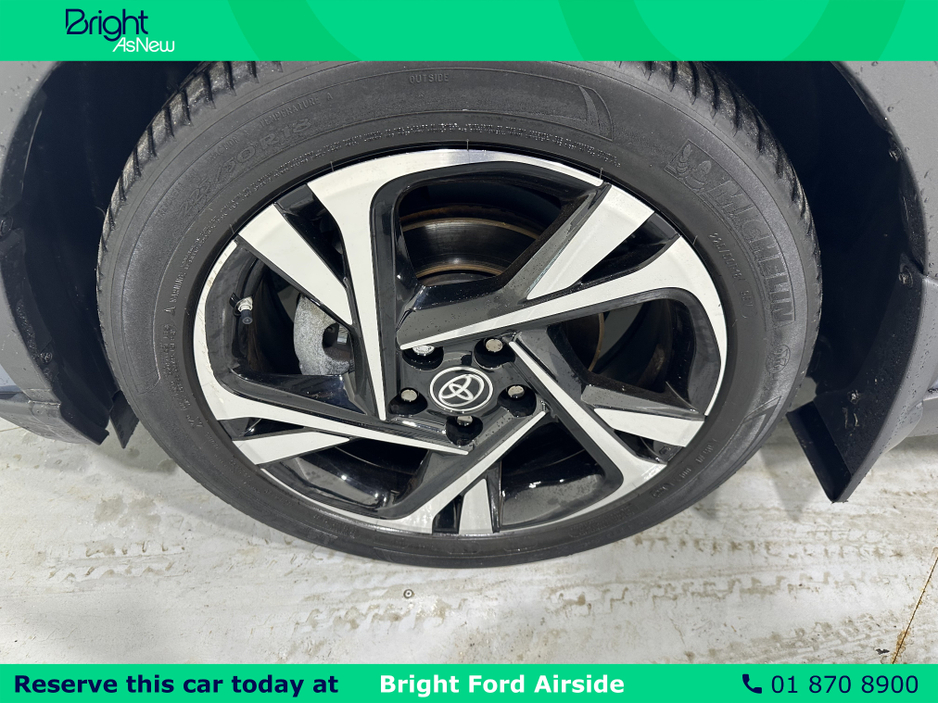 2023 Toyota C-HR HYBRID SPORT BI-TONE 4DR €31,950