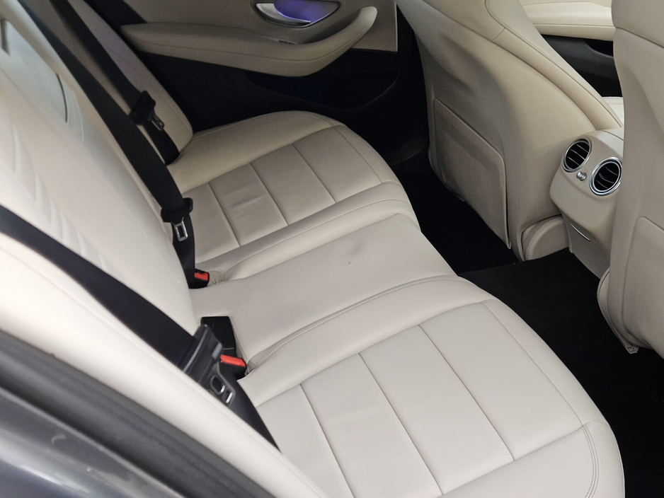 2018 Mercedes-Benz E Class - image 6