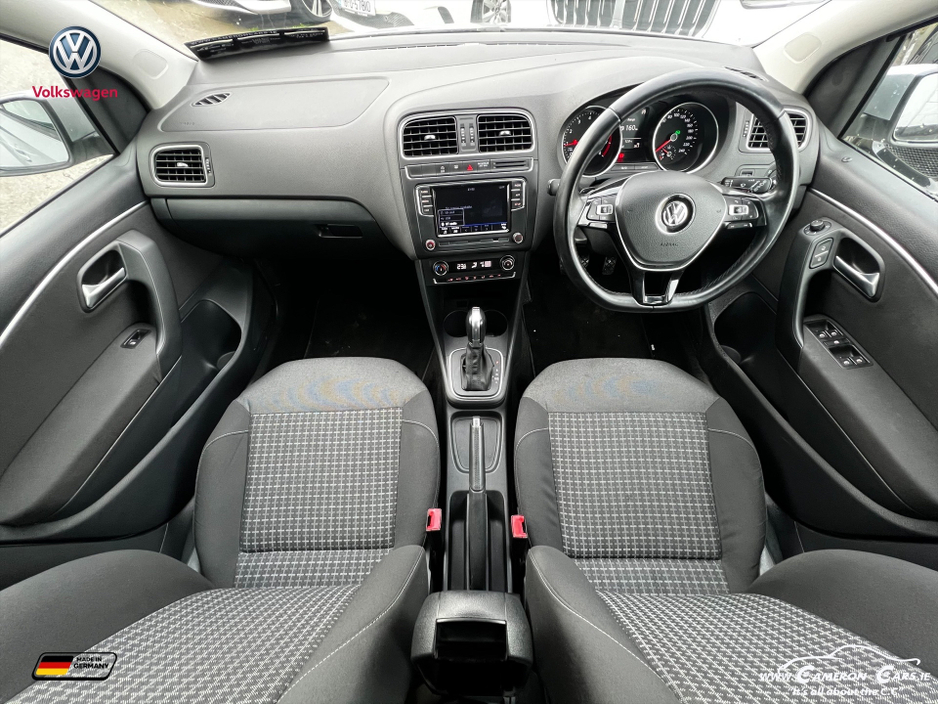 2014 Volkswagen Polo - image 12
