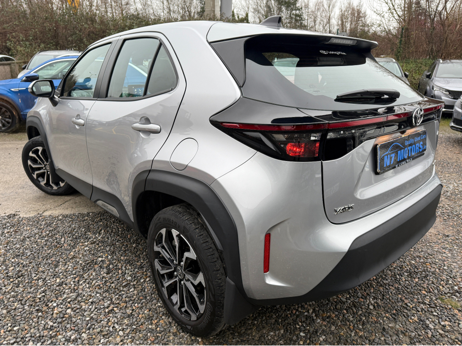 2025 Toyota Yaris Cross 1.5 LUNA AUTO €26,950