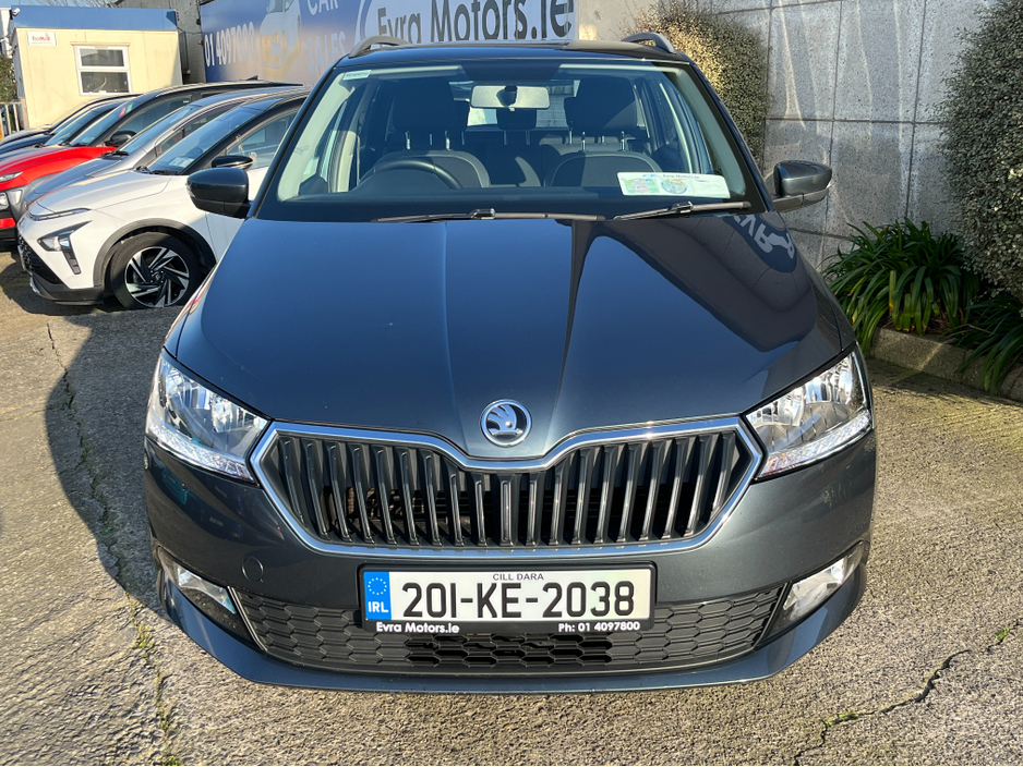 2020 Skoda Fabia - image 2