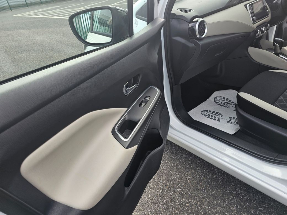 2022 Nissan Micra - image 16