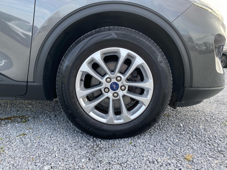 2021 Ford Kuga - image 20