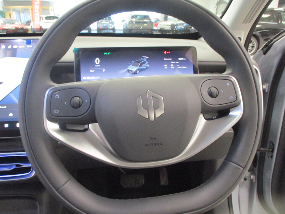 2026 Leapmotor B10 - image 20