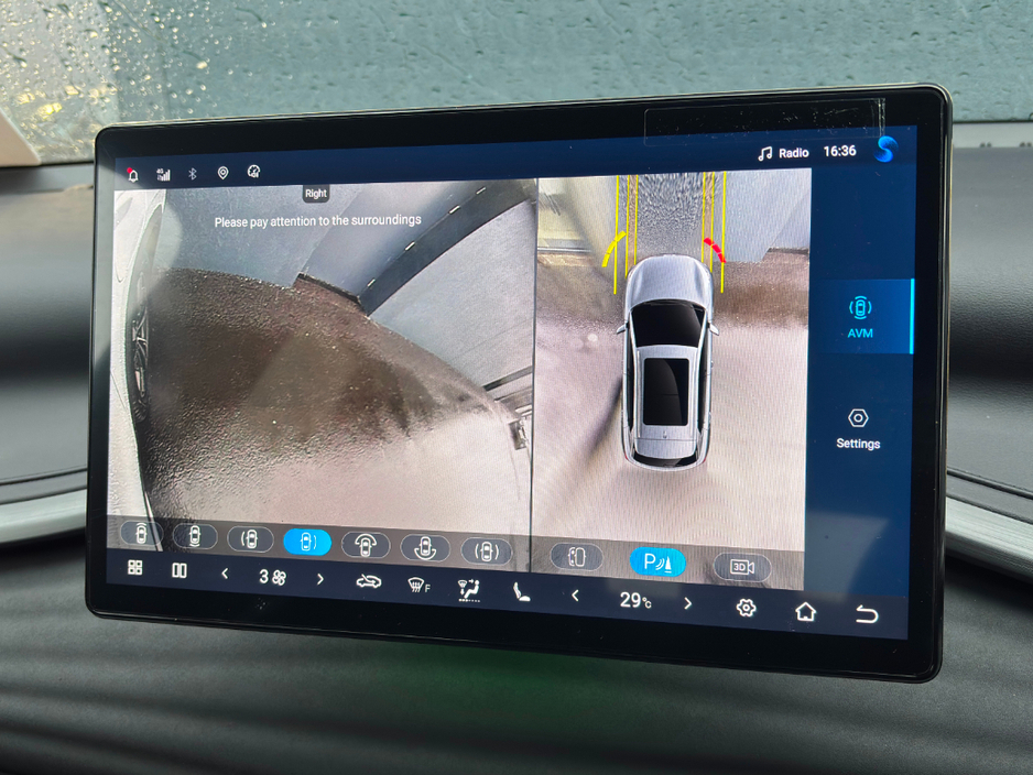 2025 BYD ATTO 3 - image 13