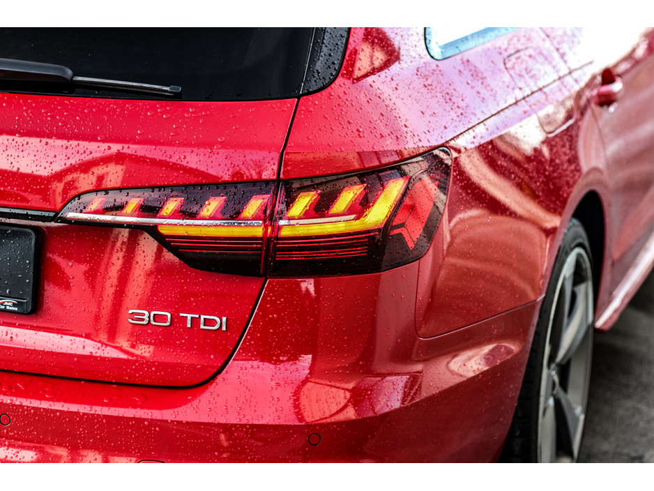 2020 Audi A4 30 TDI 136HP S Tronic S line €32,995