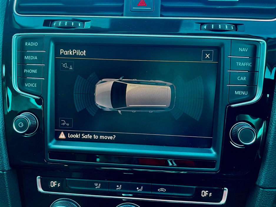 2015 Volkswagen Golf 1.4 TSI 150HP ACT HIGHLINE €12,499