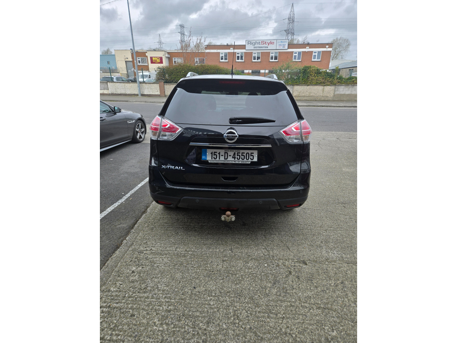 2015 Nissan X-Trail - image 5